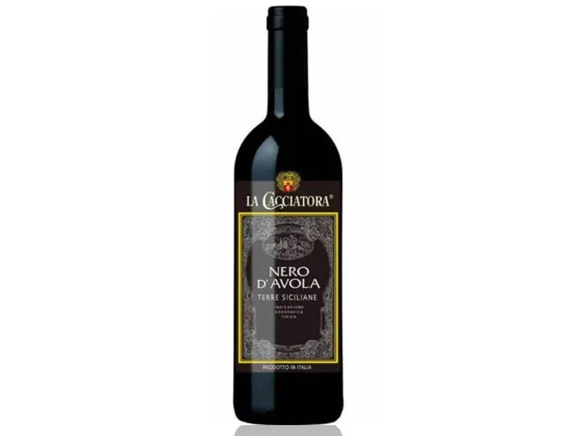 Vinho La Cacciatora Nero D Avola Sicilia 750ml Vinho La Cacciatora Nero D Avola Sicilia 750ml