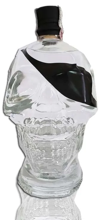 vodka-pirat-caveira-700-ml_1_2000.webp